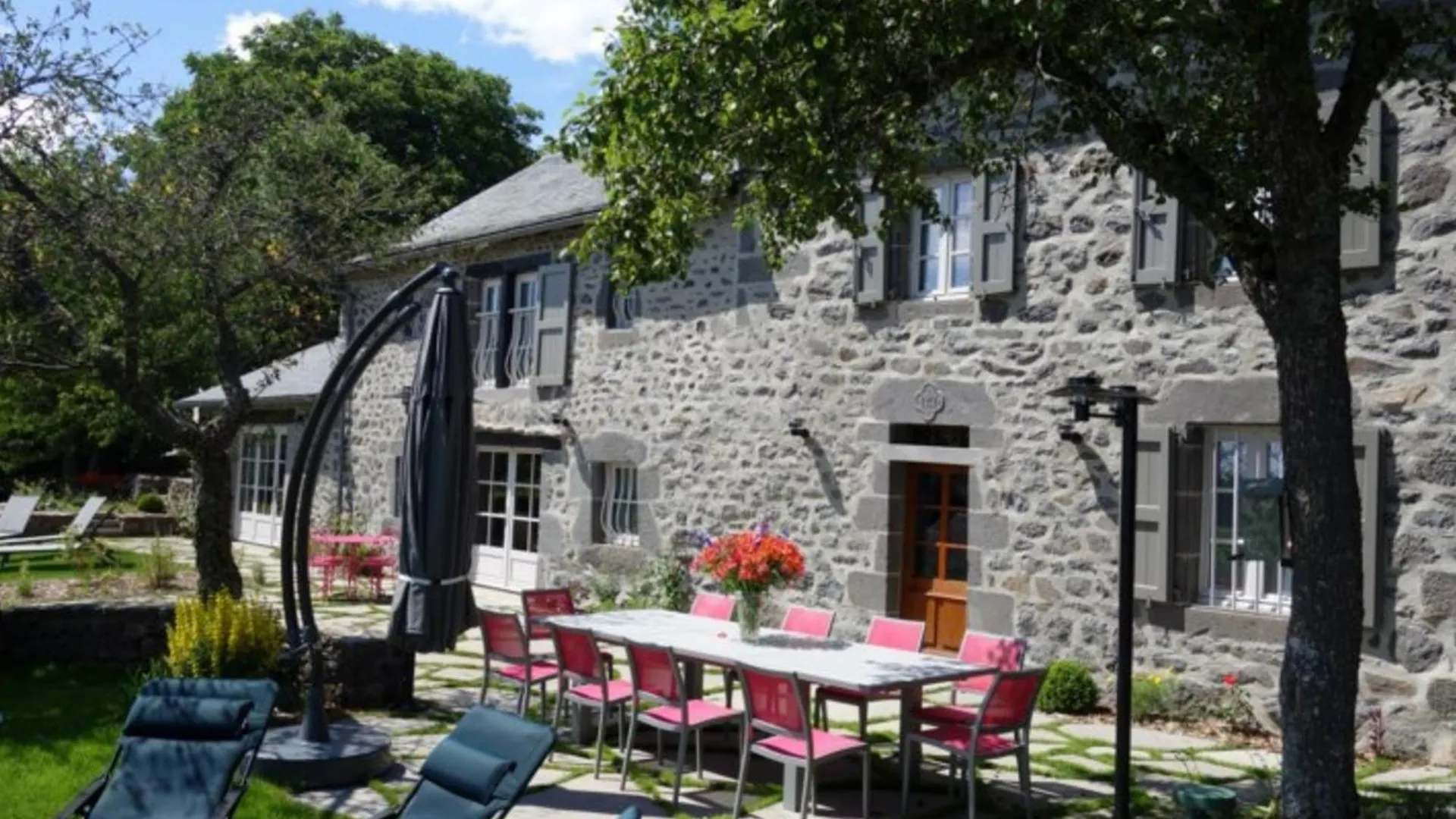 Maison De Caractere 5 Ch, Spa, Jardin, 8 Pers, Saint-Flour - Fr-1-742-279 Les Ternes